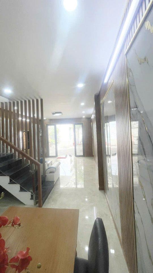 Gần MT Tùng Thiện Vương Q8 - 42m2 - 3PN 3WC - Đông Bắc - SHR - Nhỉnh 6Đ