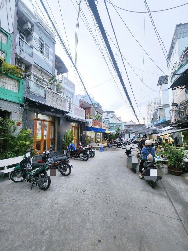 Gần MT Ba Đình Q8 - 55m2 - 3PN 3WC - Hướng Đông - SHR - 7.X 🧄TL