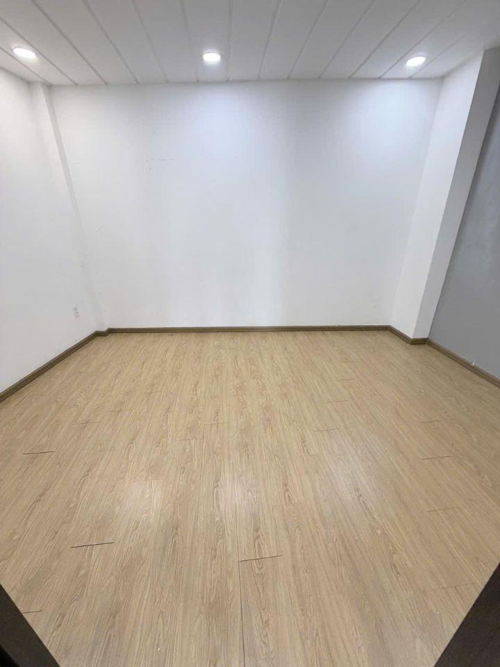 Hẻm thông Âu Dương Lân Q8 - 37m2 - 2PN 2WC - Hướng Bắc - SHR - 4.XX TL