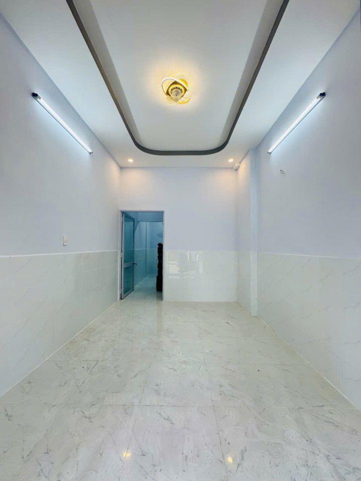 HXT 9M Lạc Long Quân Q11 - 4 tầng BTCT - 4PN 2WC - Hướng Tây Nam - SHR - Nhỉnh 7Đ 
