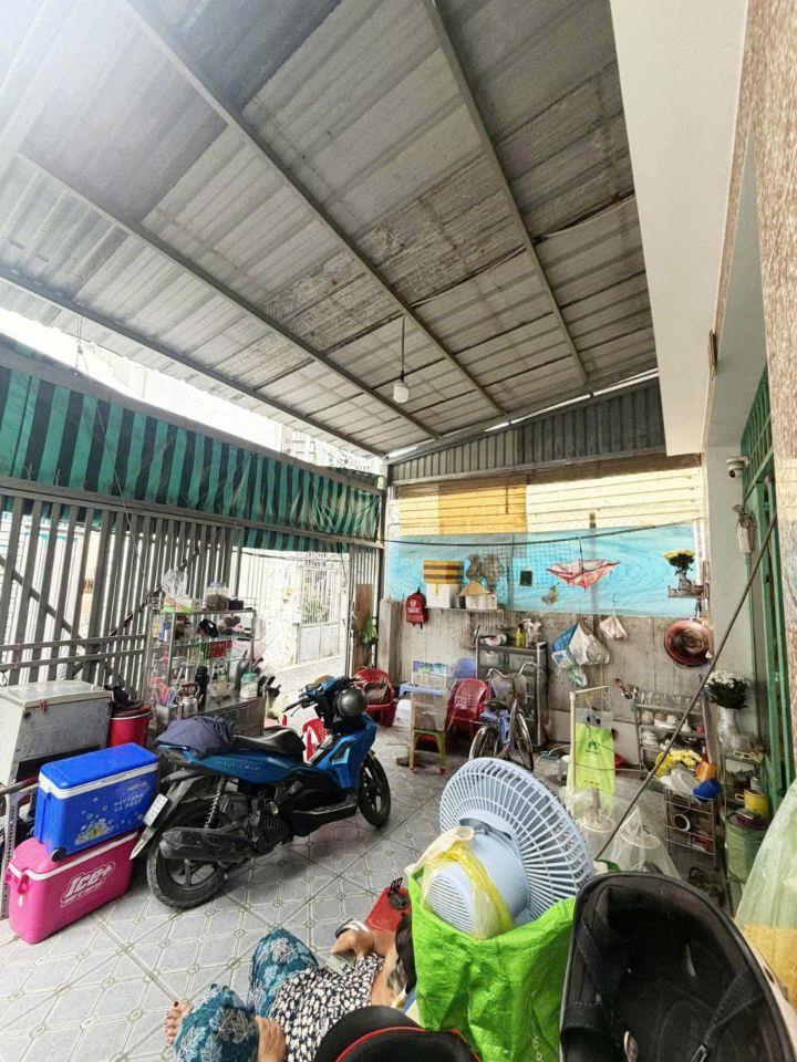 HIẾM - Sát MT Tân Hoà Đông Q6 - 97m2 - Hướng Đông - SHR - 6.X TL
