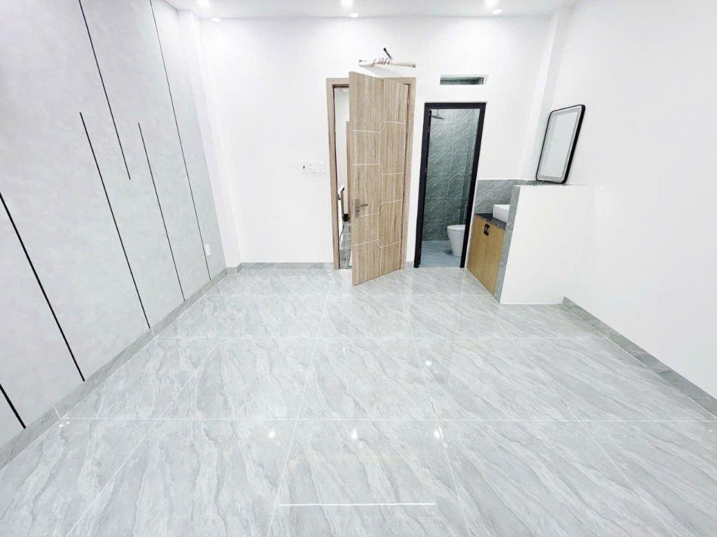 HXT gần MT Chiến Lược - Bình Tân - 55m2 - 5PN 6WC - Hướng Tây - SHR - Nhỉnh 7Đ 