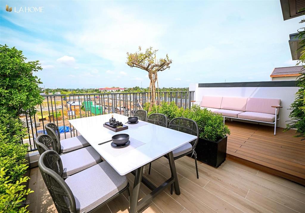 Bán biệt thự view kênh khu đô thị lahome  đức hòa  long an giá ưu đãi.