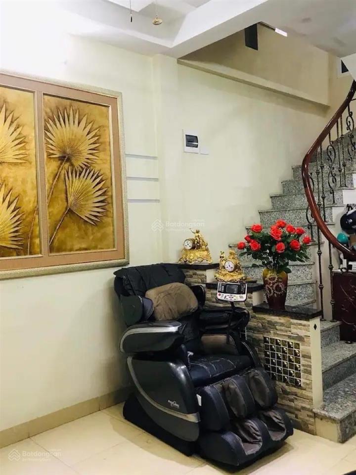 Bán nhả riêng phố đốc ngữ, 48m2 3t 4 ngủ, 2 thoáng trước sau! sát mặt phố, 5m ra ô tô. giá hơn 8 tỷ