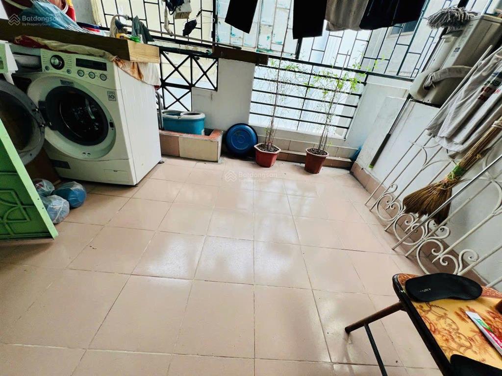 Nhà đội cấn  hơn 7 tỷ. 35m2 3t 3 ngủ, ngõ đẹp, gần ô tô!