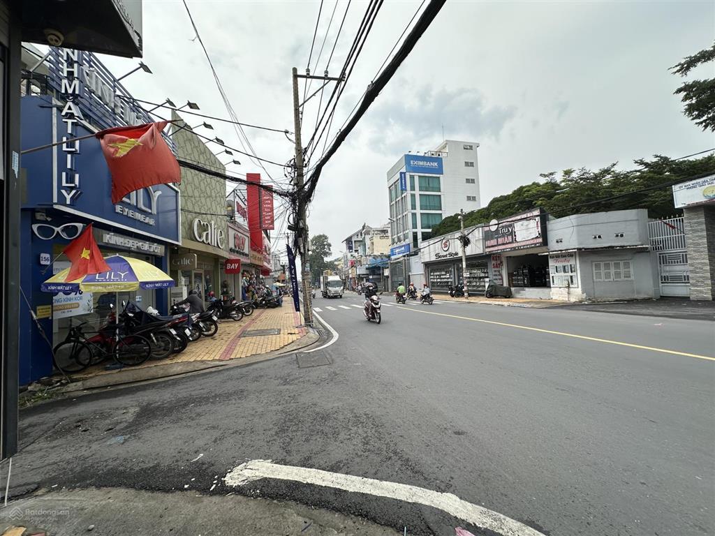 140m2. ngang 5,5m. hẻm xe tải. cách đường võ văn ngân 200m. khu vực trung tâm phường bình thọ. shr