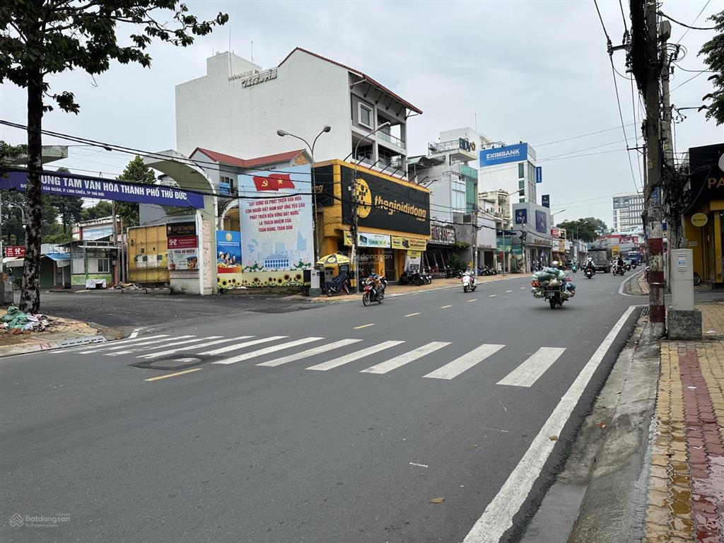140m2. ngang 5,5m. hẻm xe tải. cách đường võ văn ngân 200m. khu vực trung tâm phường bình thọ. shr