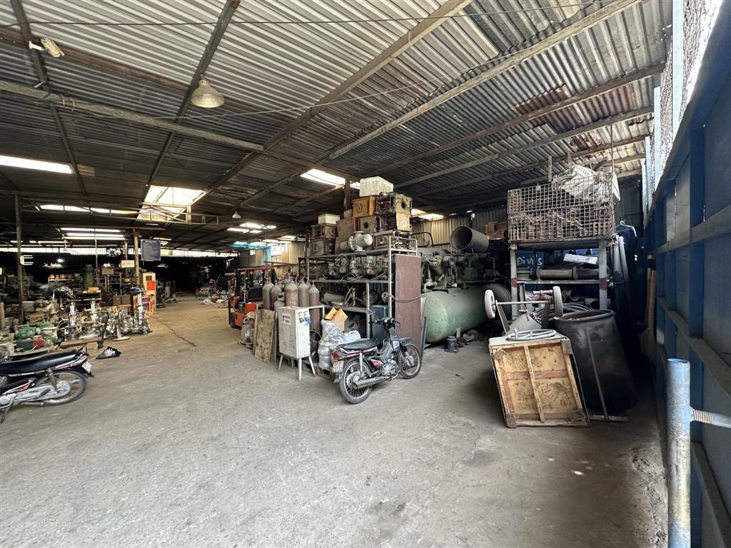 700m2. mặt tiền đường. trung tâm thạnh mỹ lợi. q2. dòng tiền 35tr/ tháng. shr. gấp bán 52tr/m2