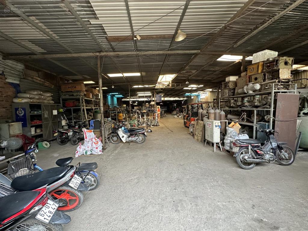 700m2. mặt tiền đường. trung tâm thạnh mỹ lợi. q2. dòng tiền 35tr/ tháng. shr. gấp bán 52tr/m2