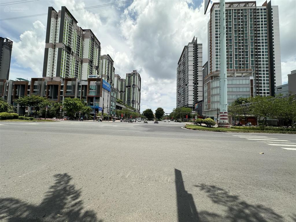 123m2. 5*25. 2 tầng. nhà mặt tiền trịnh khắc lập. dòng tiền 16tr/ tháng. shr. gấp bán 11 tỷ tám