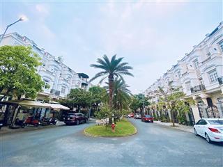 5 tầng. có hầm xe hơi. khu compound little village phạm văn đồng. liền kề gigamall. giá 15 tỷ 5