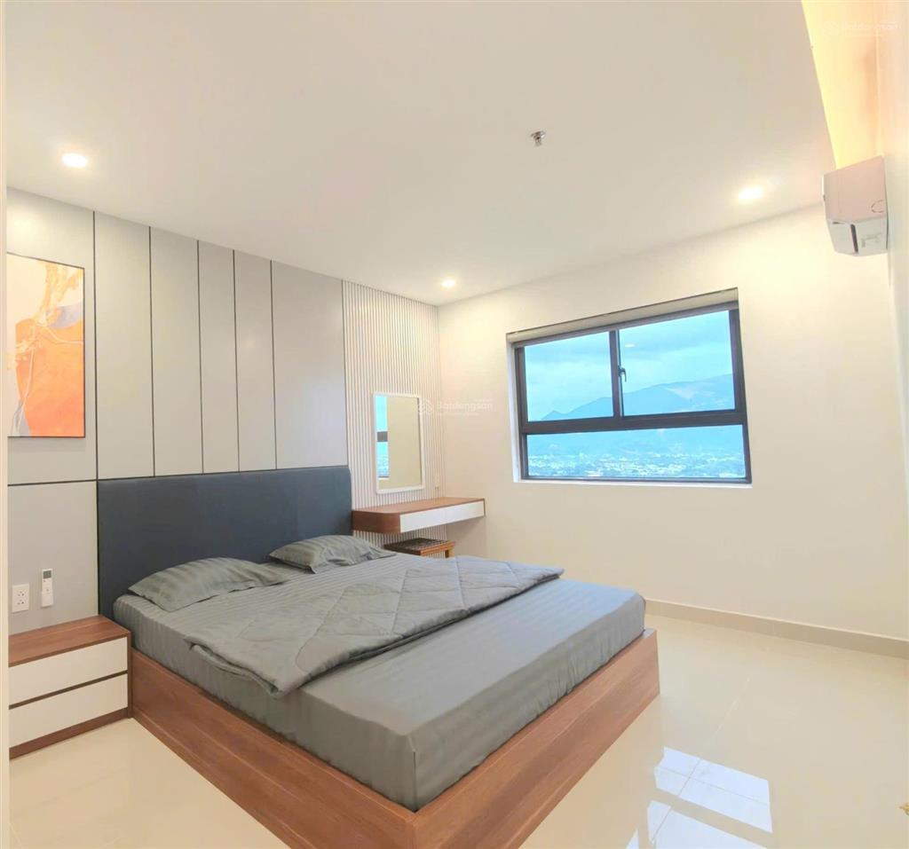 Bán căn hộ view hồ full nội thất tại ct3 vĩnh điềm trung 75m2 2pn 2wc  giá chỉ 4 tỷ