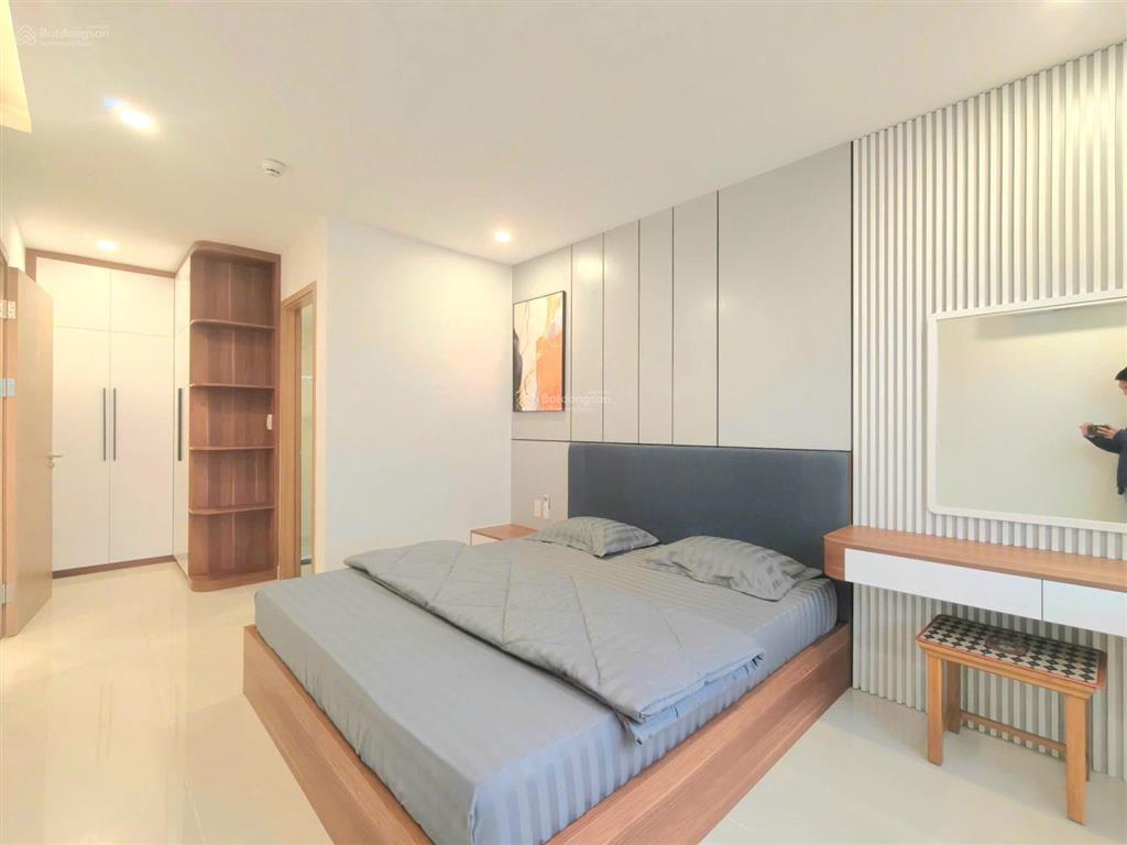 Bán căn hộ view hồ full nội thất tại ct3 vĩnh điềm trung 75m2 2pn 2wc  giá chỉ 4 tỷ