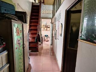 Nhà 2 tầng lê quang định  ngang khủng gần 9m  hẻm xe hơi  nhà chính chủ lâu năm  sổ riêng