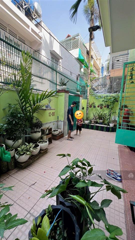 Nhà khu vip đào duy anh, 115m2, ngang khủng 7.4m, hẻm xe hơi 8m thông, sổ vuông a4. nhỉnh 20.x tỷ