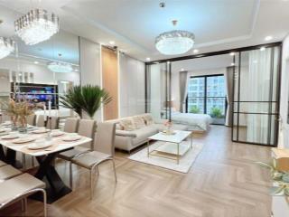 Bán căn góc 4pn3wc 167m2 full nội thất bc tây nam tại vinhomes nguyễn chí thanh em đức 0962 866 ***