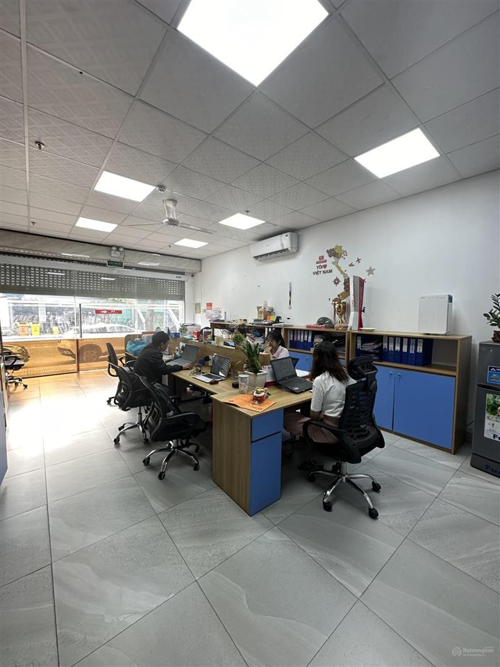 Cho thuê mặt bằng làm vp đại diện, tòa nhà lớn chuyên nghiệp, tốt, đủ tiện ích quanh tòa nhà