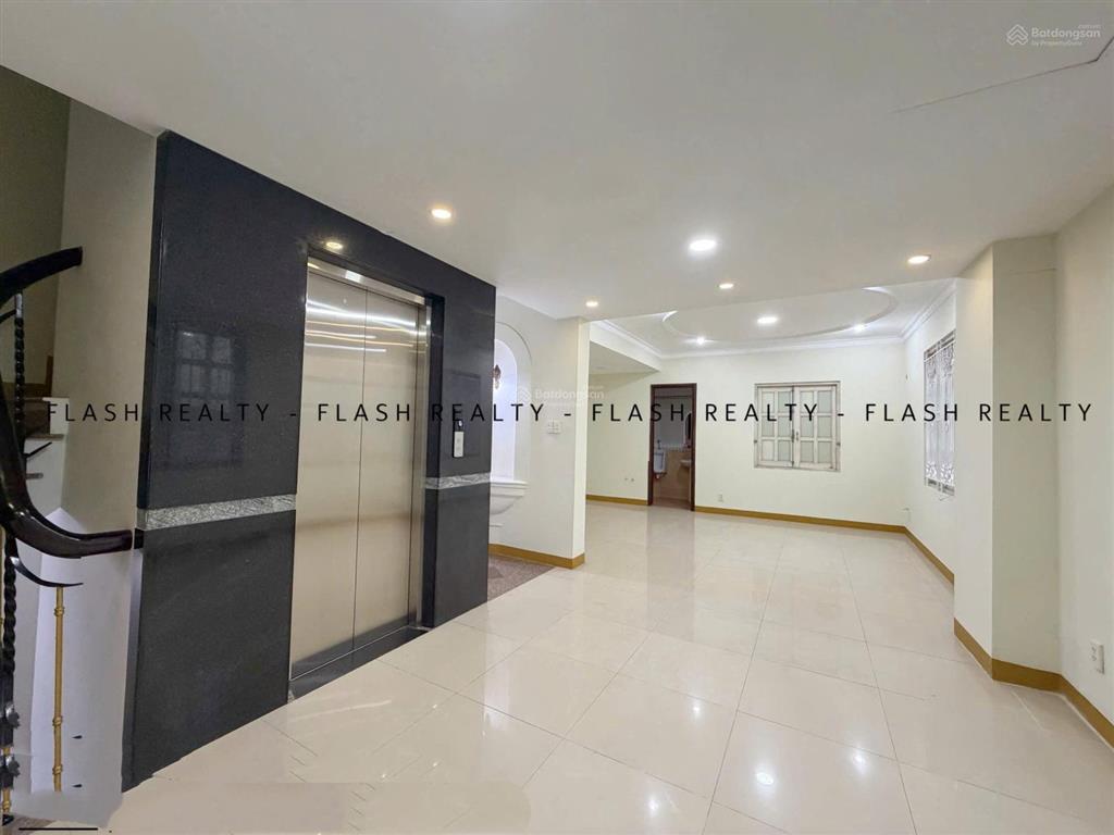 Cho thuê mặt bằng gần chợ bà chiểu, phan bội châu, bình thạnh trệt  lửng dtsd 100m2 giá 26tr/tháng