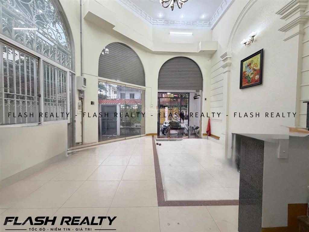 Cho thuê mặt bằng gần chợ bà chiểu, phan bội châu, bình thạnh trệt  lửng dtsd 100m2 giá 26tr/tháng