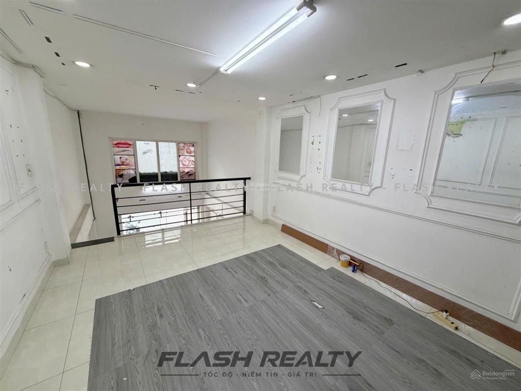 Cho thuê mặt bằng kinh doanh phan đăng lưu, phú nhuận dt 40m2 giá 17.5 tr/tháng