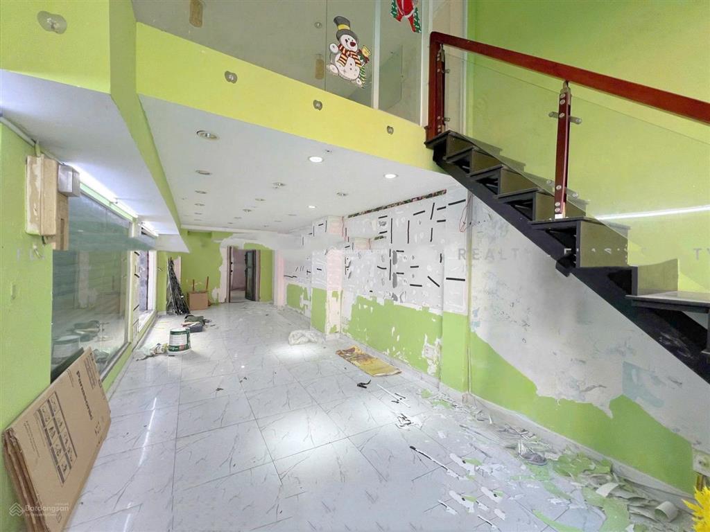 Cho thuê mặt bằng kinh doanh cách mạng tháng 8  tân bình dt 64m2 giá 21tr/tháng