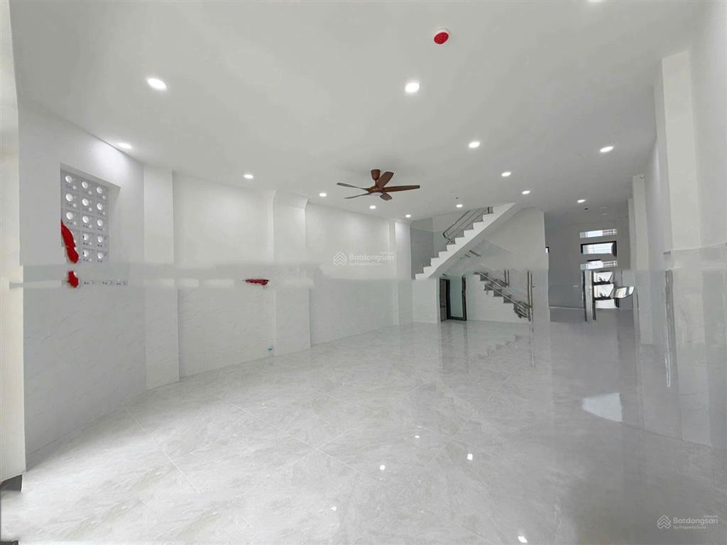 Cho thuê mặt bằng kinh doanh tự lập, tân bình dt 60m2 giá thuê 13tr/tháng
