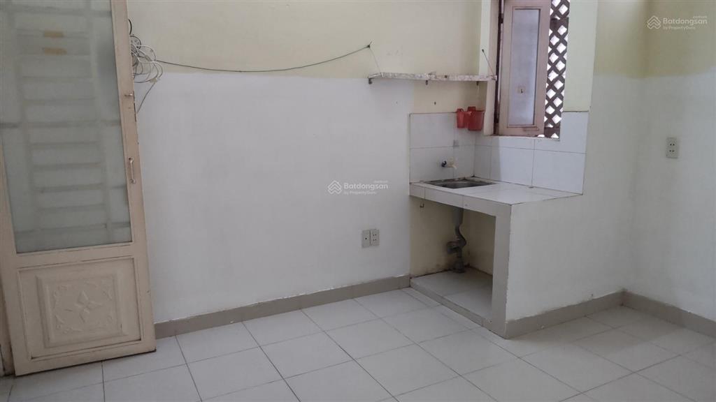 Phòng trọ cmt8 p. hòa hưng, giá 2tr2