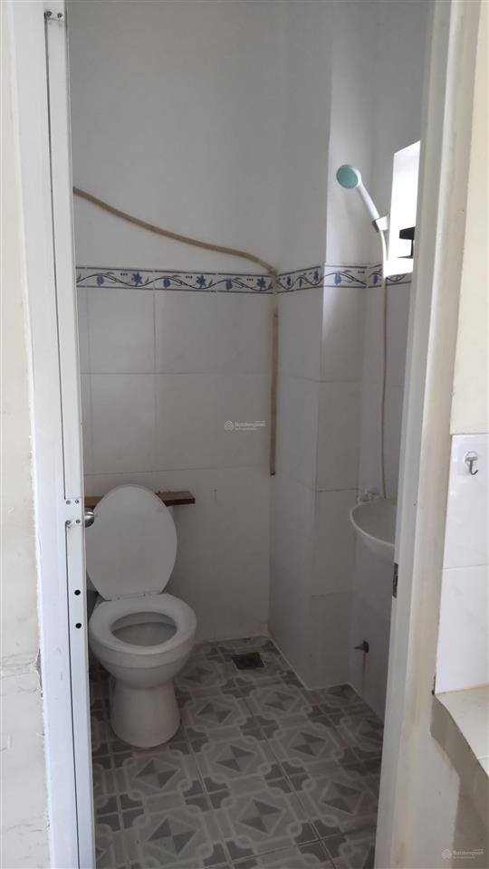 Cho thuê nhà trọ 575/31/24 cách mạng tháng tám, 2,4 triệu, 15m2, q10, hcm, giá ưu đãi