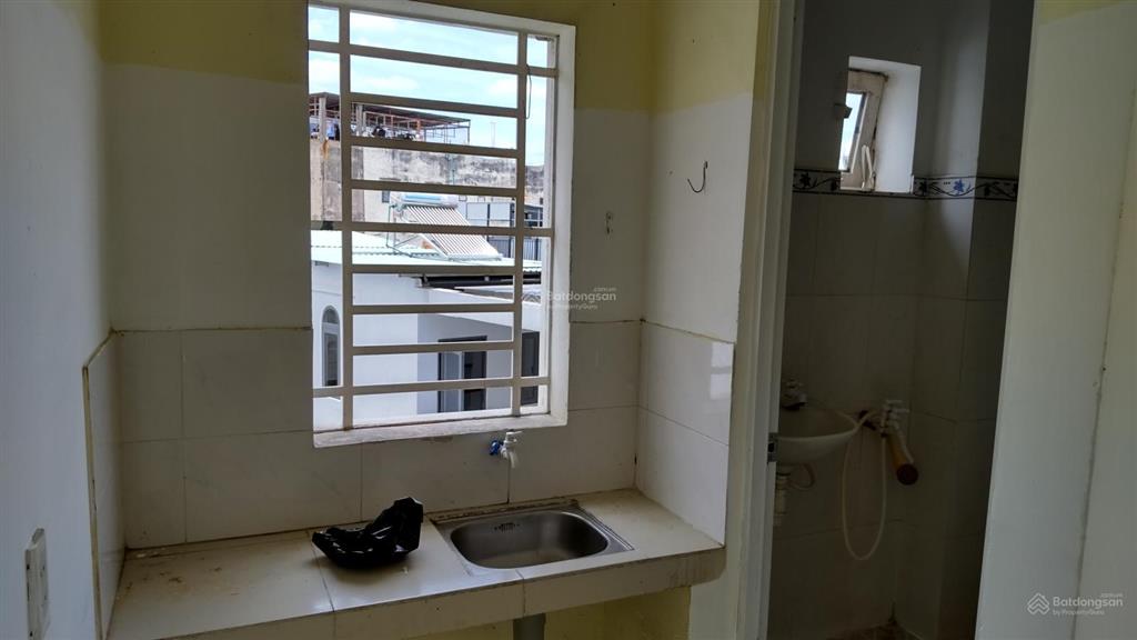 Cho thuê nhà trọ 575/31/24 cách mạng tháng tám, 2,4 triệu, 15m2, q10, hcm, giá ưu đãi