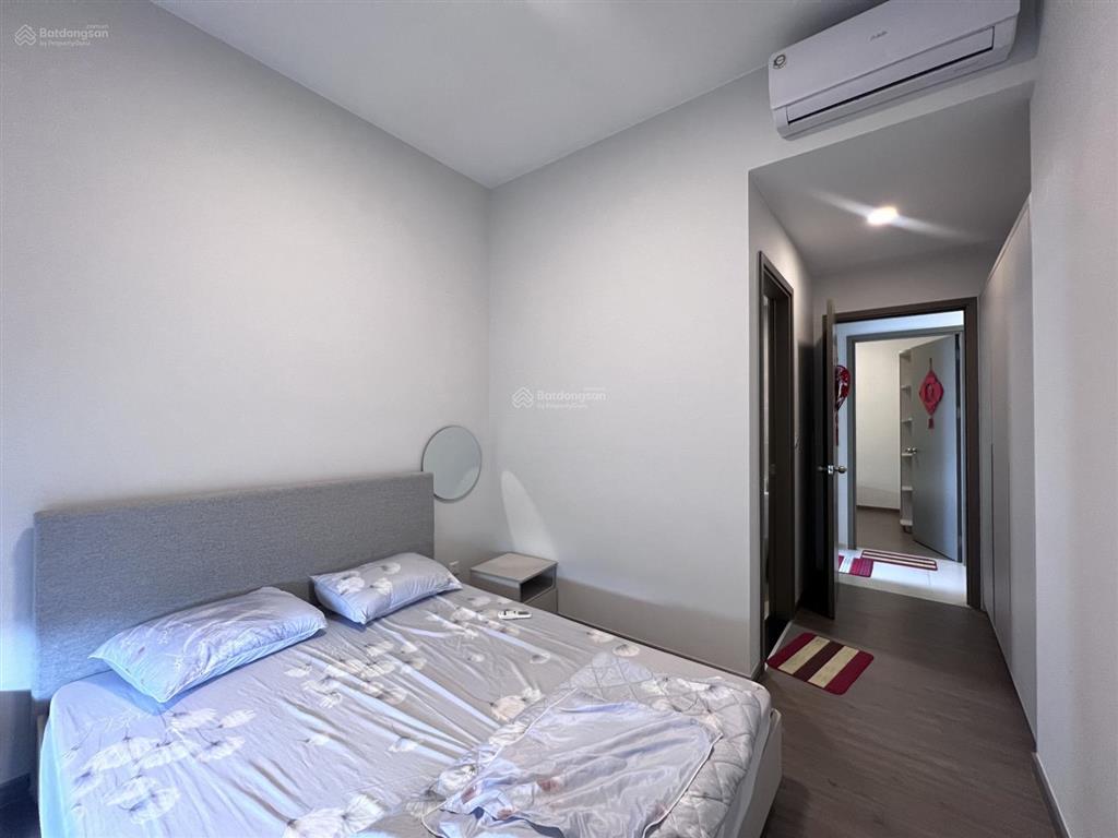 Cho thuê (3pn 2wc) đầy đủ nội thất 13 triệu/tháng view hồ bơi, tặng phí quản lý, tặng phí xe