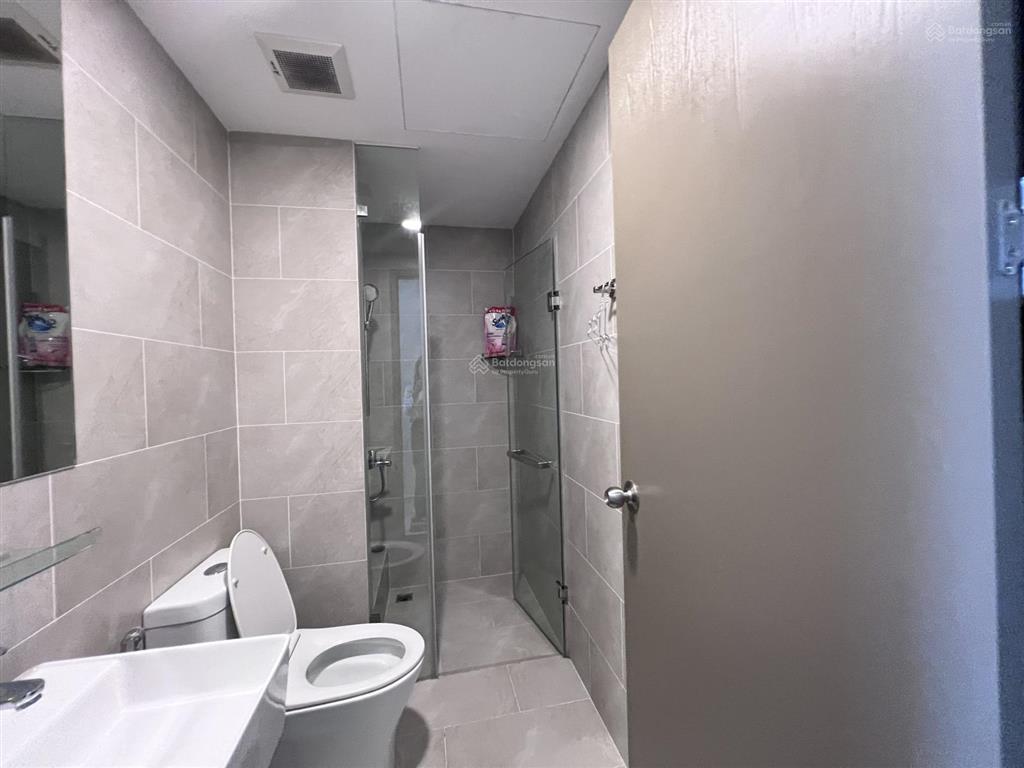 Cho thuê (3pn 2wc) đầy đủ nội thất 13 triệu/tháng view hồ bơi, tặng phí quản lý, tặng phí xe