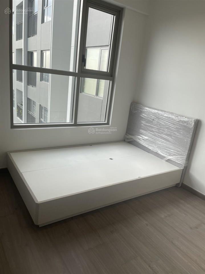Cho thuê căn (85m2 3pn 2wc) 9 triệu/tháng, 04 máy lạnh, máy nước nóng, giường tủ  view hồ bơi