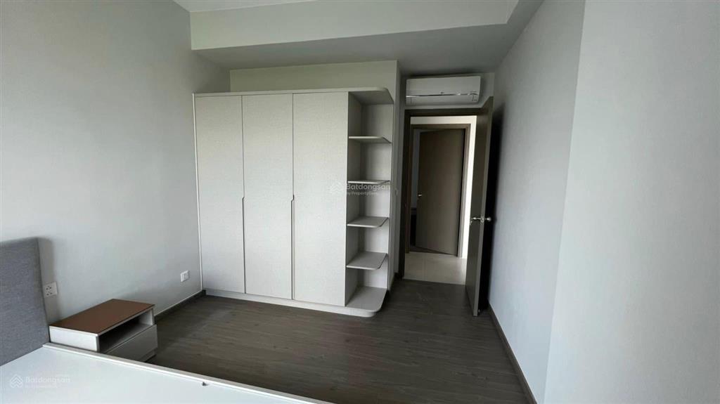 Cần bán 85m2 3pn2wc giá 3,510 tỷ, có nội thất giường, tủ  đã có sổ hồng, hỗ trợ vay  westgate