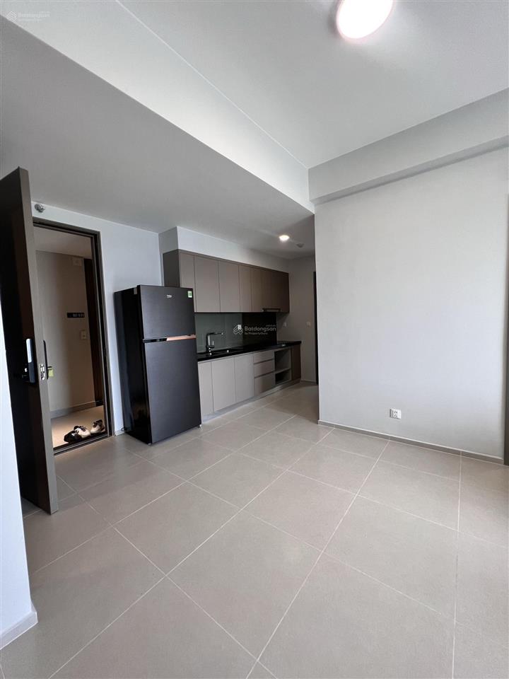 Cần bán căn có sổ hồng 75m2 (2pn + 2wc) giá 3.280 tỷ, view nội khu  nhận nhà ở ngay