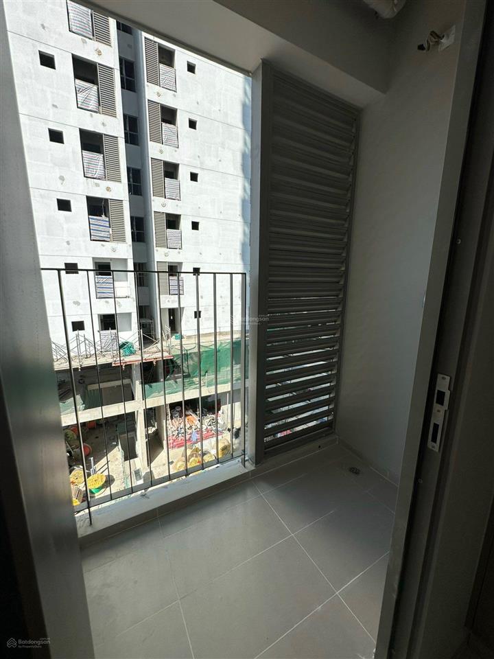 Cần bán căn có sổ hồng 75m2 (2pn + 2wc) giá 3.280 tỷ, view nội khu  nhận nhà ở ngay
