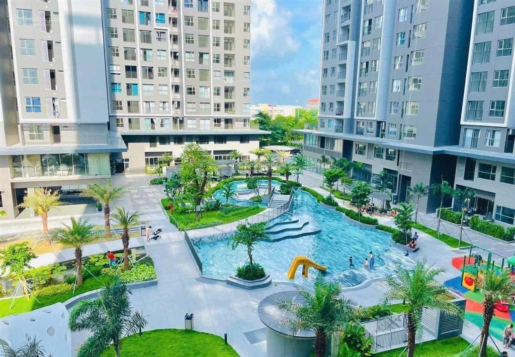 Cho thuê 8 tr/th(2pn + 2wc) full nội thất  tặng phí quản lí, nhà mới 100%