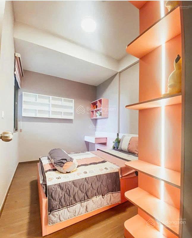 Cho thuê 8 tr/th(2pn + 2wc) full nội thất  tặng phí quản lí, nhà mới 100%