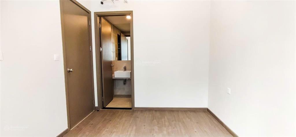 Chủ nhà cần tiền bán gấp căn 59m2 view hồ bơi block a giá 2ty850 còn tl.