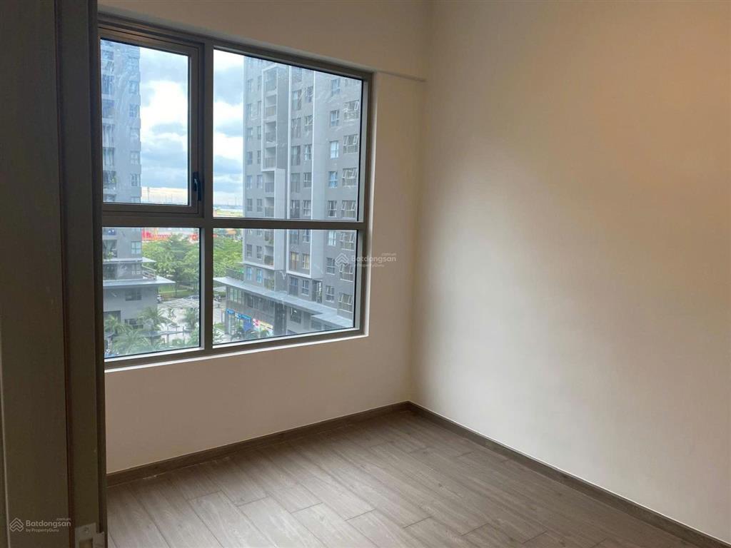 Chủ nhà cần tiền bán gấp căn 59m2 view hồ bơi block a giá 2ty850 còn tl.