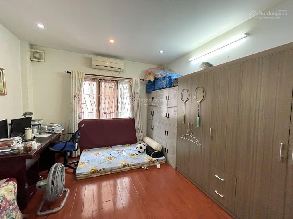 Bán nhà dân xây hồng tiến ,nguyễn văn cừ bồ đề 57m 5 tầng 5 ngủ phù hợp gia đình nhiều thế hệ.