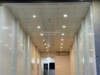 Chính chủ cho thuê nhà mặt đường ỷ lan vị trí đẹpvỉa hè rộng 10m, ô tô đỗ cửa, kinh doanh đa dạng