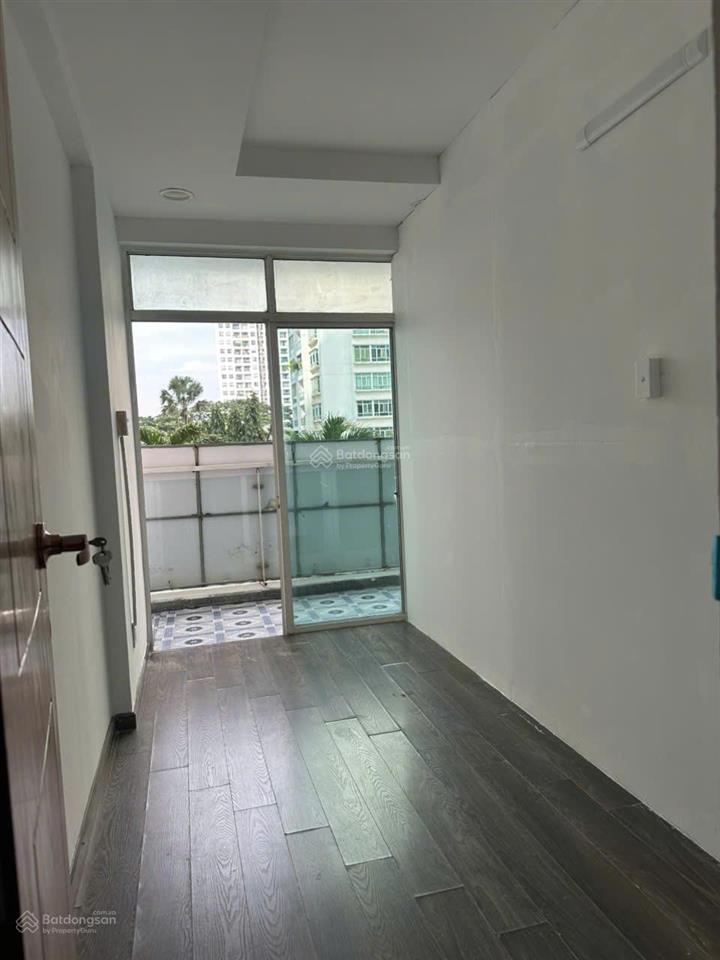 Cho thuê phòng nhỏ chung cư new sài gòn 2tr3/thang