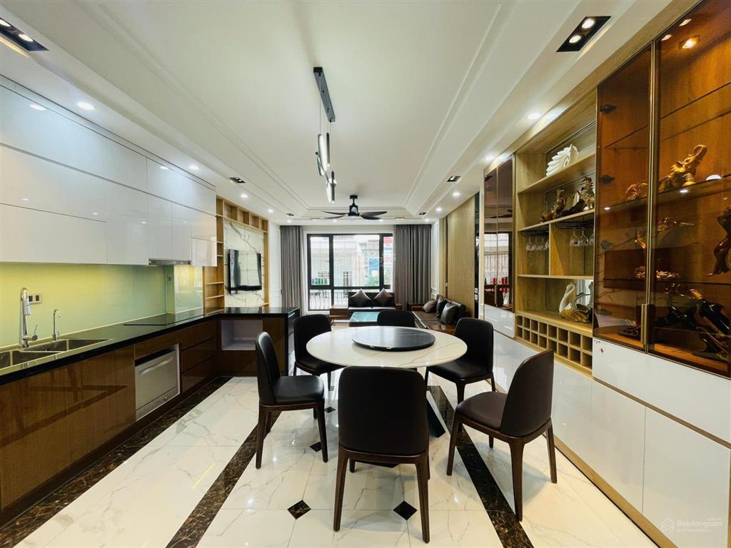 Hiếm! nhà cực đẹp 50m2x7t thang máy. đầy đủ nội thất, 2 mặt ngõ thoáng phố trần thái tông, cầu giấy
