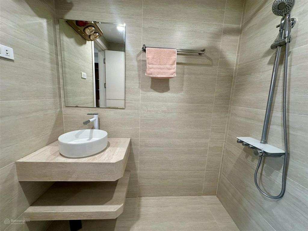 Hàng đầu tư! tòa apartment đẳng cấp 160m2x8t có hầm. ô tô vào nhà, pccc đạt chuẩn phố nguyễn khang.