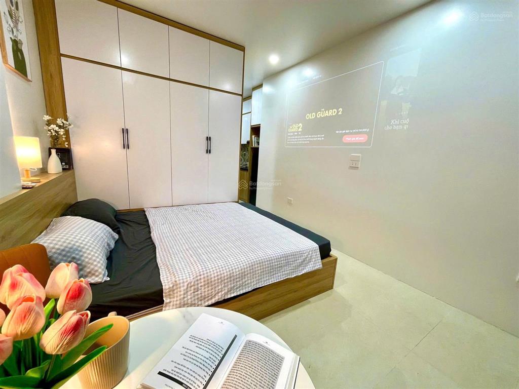 Tòa apartment đẳng cấp 93m2x8t thang máy. đang cho thuê full phòng, pccc chuẩn phố hoàng quốc việt.