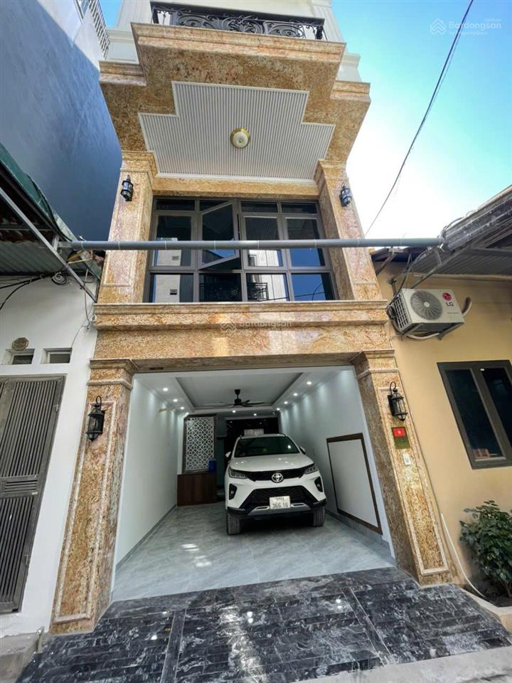 Cc bán nhà mới 7 tầng thang máy số 36 ktt a34 phú diễn, 45m2, ô tô vào nhà. giá chỉ 17.6 tỷ