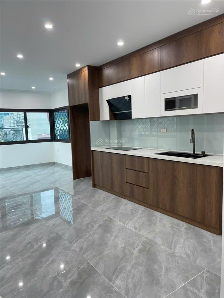 Cc bán nhà mới 7 tầng thang máy số 36 ktt a34 phú diễn, 45m2, ô tô vào nhà. giá chỉ 17.6 tỷ