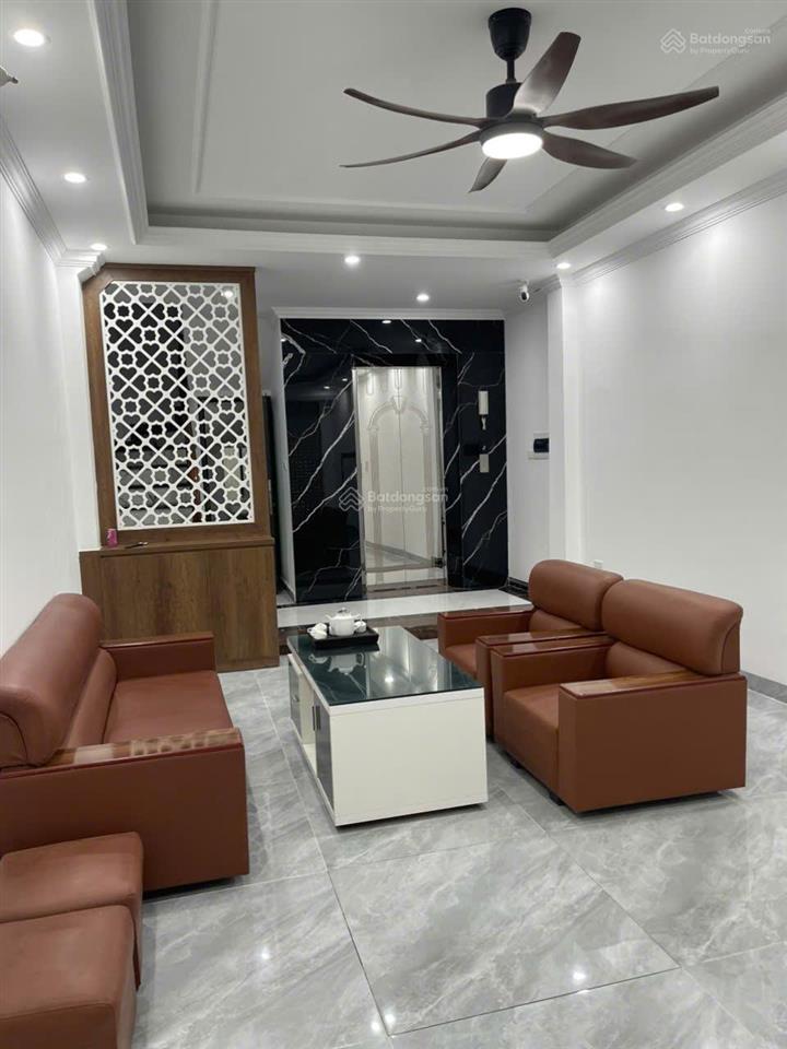 Cc bán nhà mới 7 tầng thang máy số 36 ktt a34 phú diễn, 45m2, ô tô vào nhà. giá chỉ 17.6 tỷ