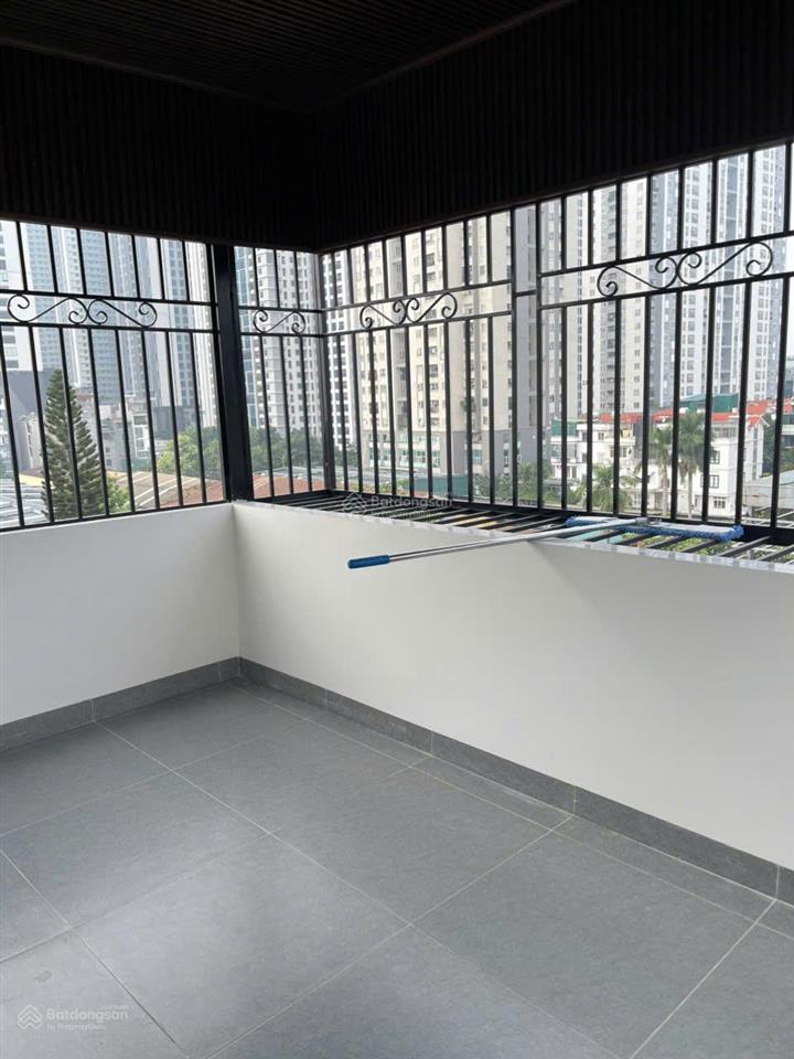 Cc bán nhà mới 7 tầng thang máy số 36 ktt a34 phú diễn, 45m2, ô tô vào nhà. giá chỉ 17.6 tỷ