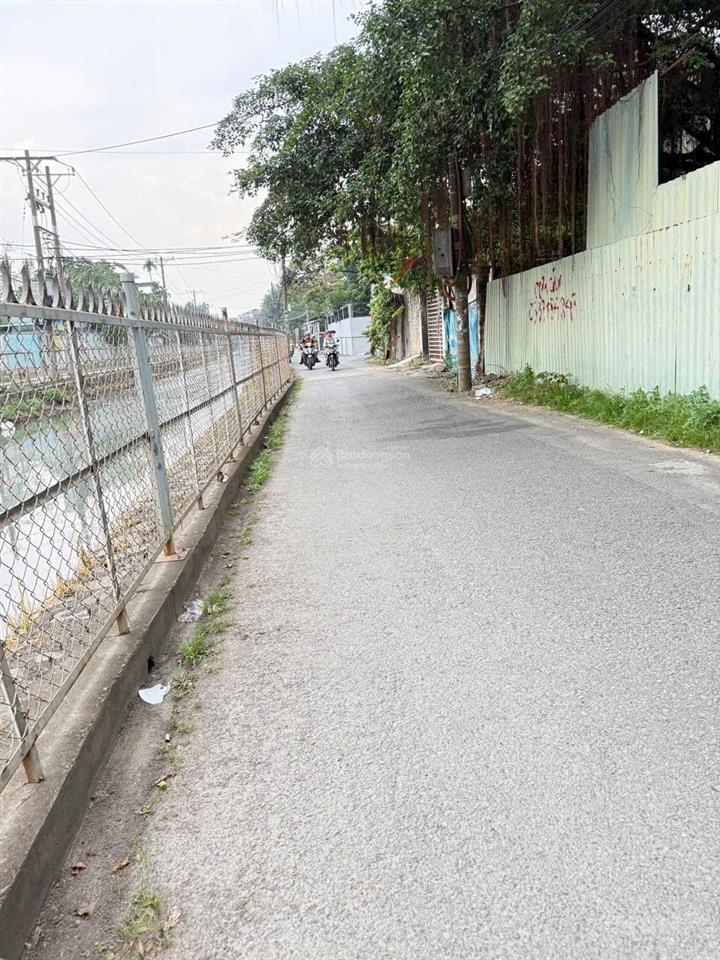 Bán đất 5x30m ngô quyền kp8 thị trấn hóc môn. giá 8tỷ950 tl nhẹ